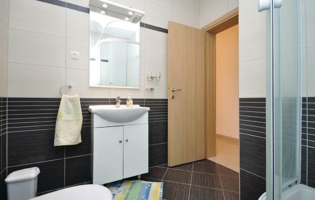 Apartment Orange Makarska Dış mekan fotoğraf
