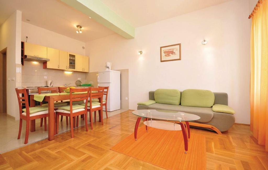 Apartment Orange Makarska Dış mekan fotoğraf